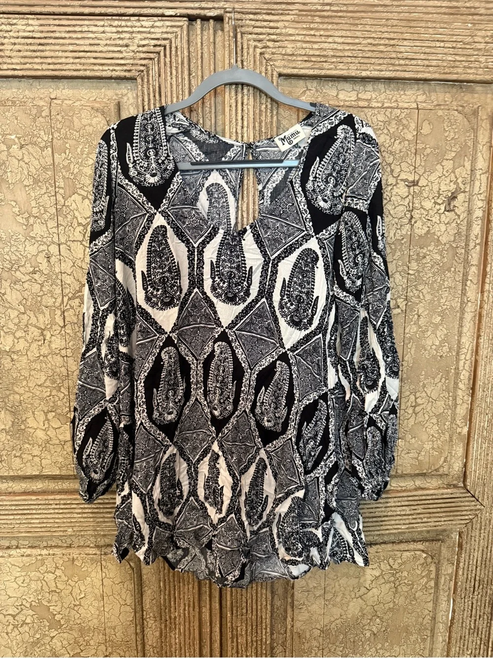 Mumu dress. Long sleeve color black and white